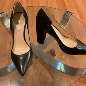 Beautiful and elegant Nine West black heels, size 8.5